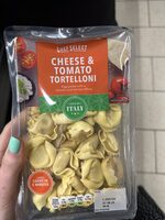 Cheese & tomato tortellini