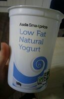 Low fat natural yogurt