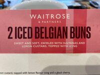 Soft bun with sultanas and lemon custard